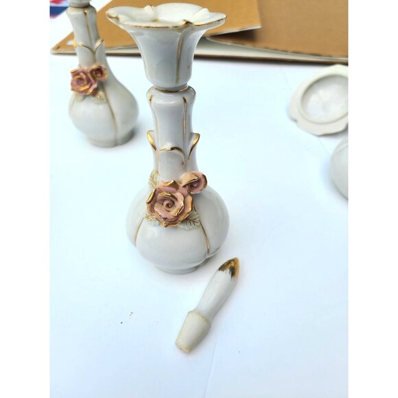 WHITE PINK AND GOLD FANCY VINTAGE DRESSER SET VINTAGE MCM - Picture 9 of 11